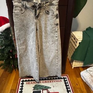 BDG JEANS 25 W NWOT